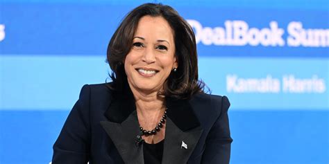 Kamala Harris has put the Democrats back in the race .